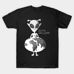 Alien invasion part one T-Shirt